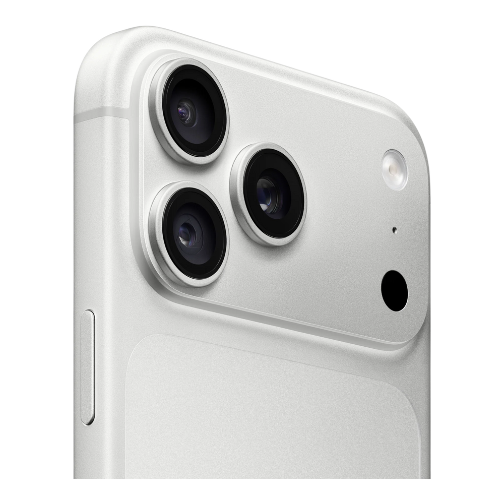 Apple iPhone 18 Pro Max Silver — camera close-up